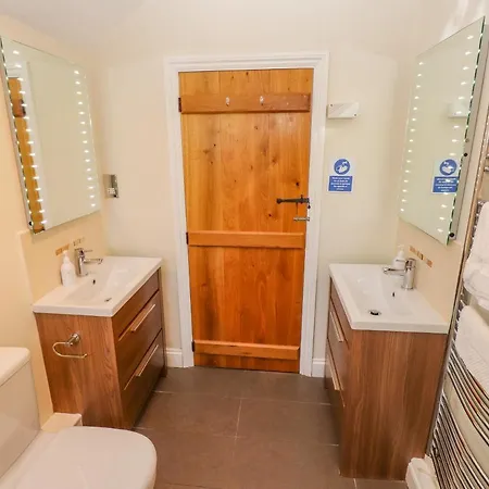 Dom wakacyjny The House